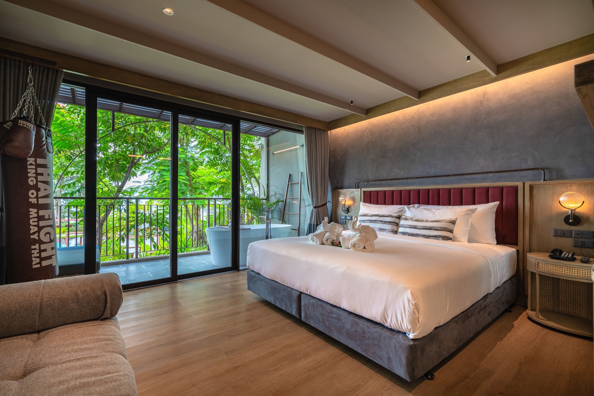 1 BEDROOM, FAMILY, DOUBLE BED, BATHTUB
