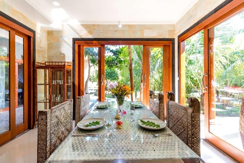 Amed Harmony Cafe And Bungalows 53/68