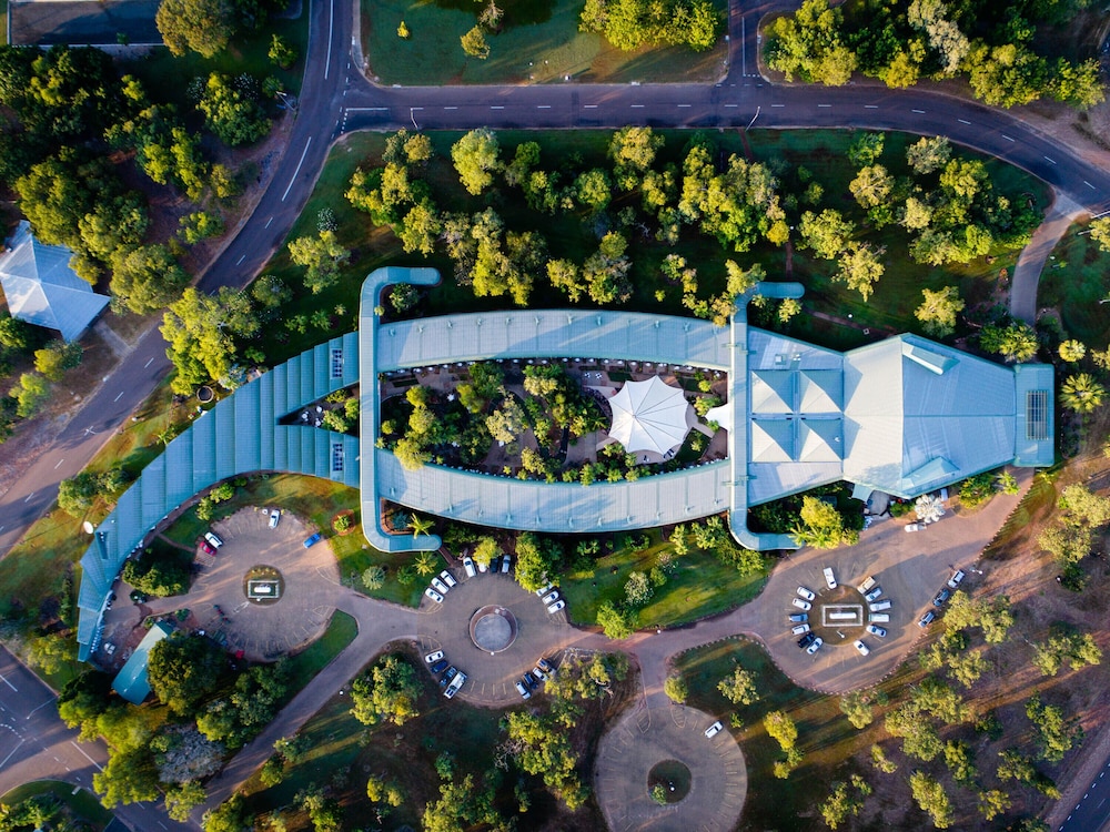 Kakadu Crocodile Hotel 4/61