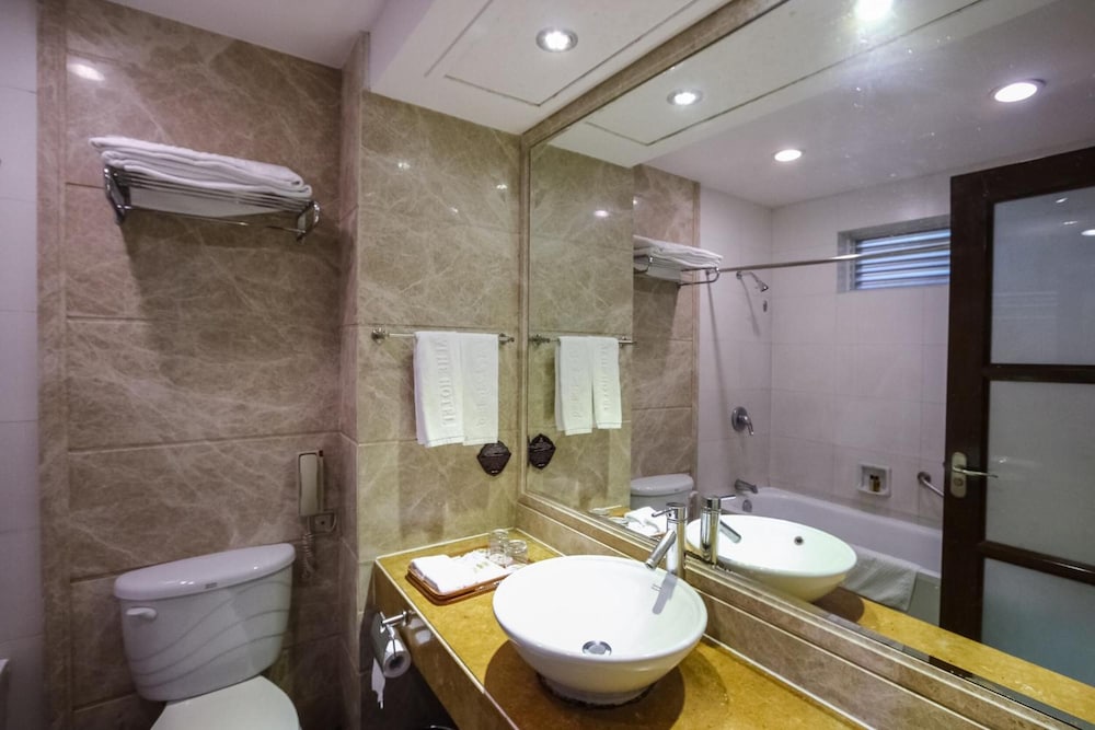 Yihe Hotel Guangzhou 57/59
