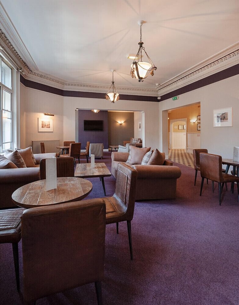 Royal Kings Arms 42/57