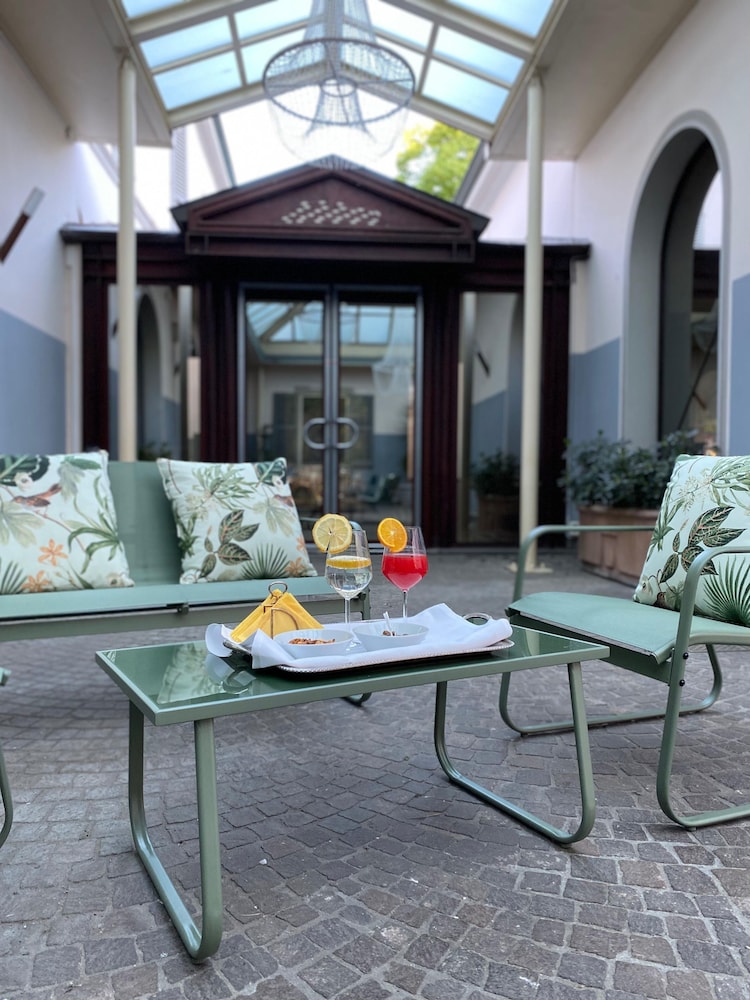 Hotel Verdi Boutique Hotel 33/50