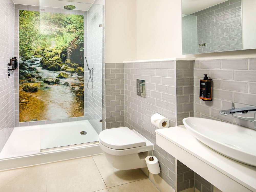 Mercure Inverness Hotel 54/59