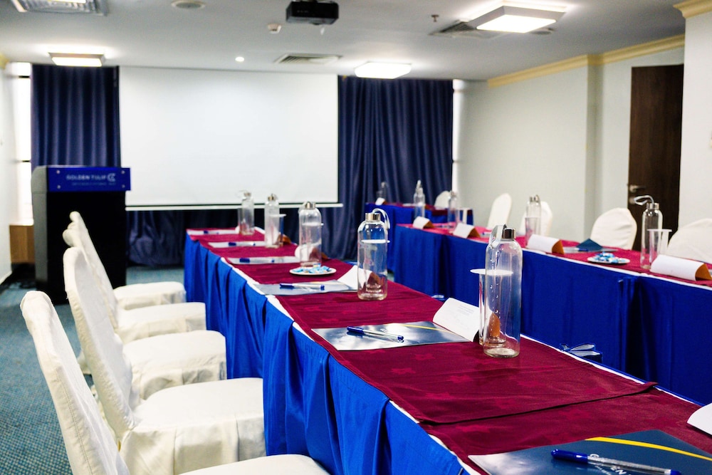 Golden Tulip Dar City Center 70/77