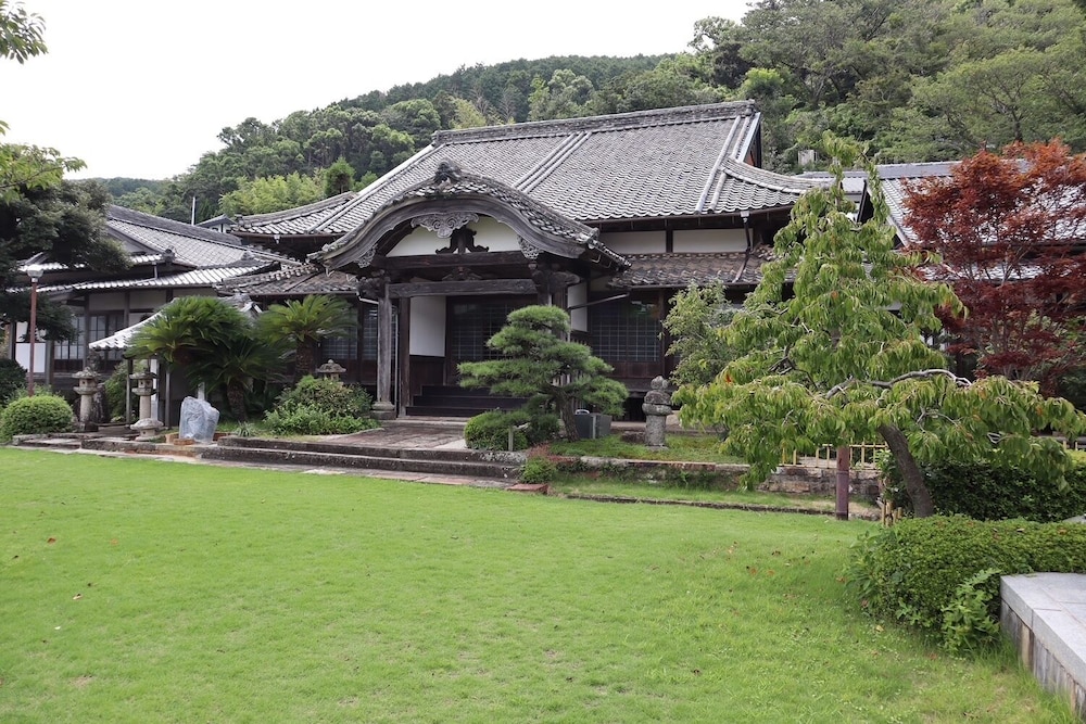 Temple Stay Tsushima Seizanji 33/42