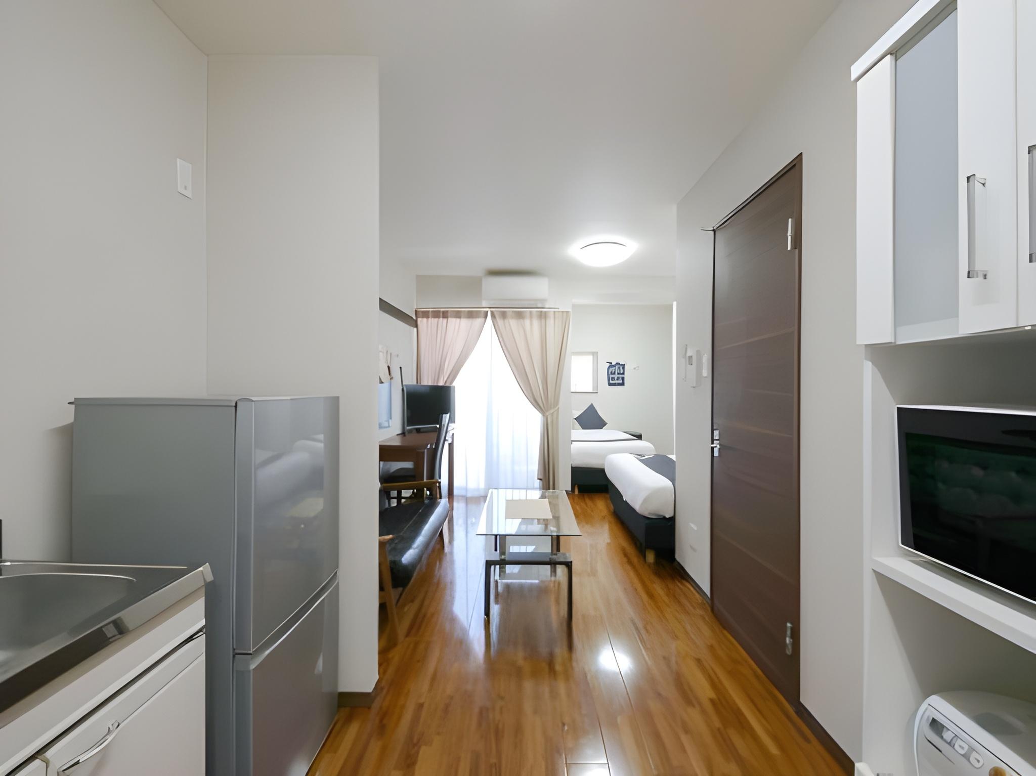 ROOM, TRIPLE