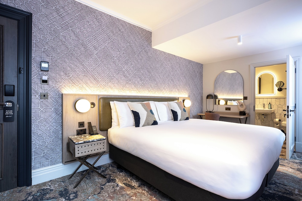 Renovated, Deluxe, Double Bed