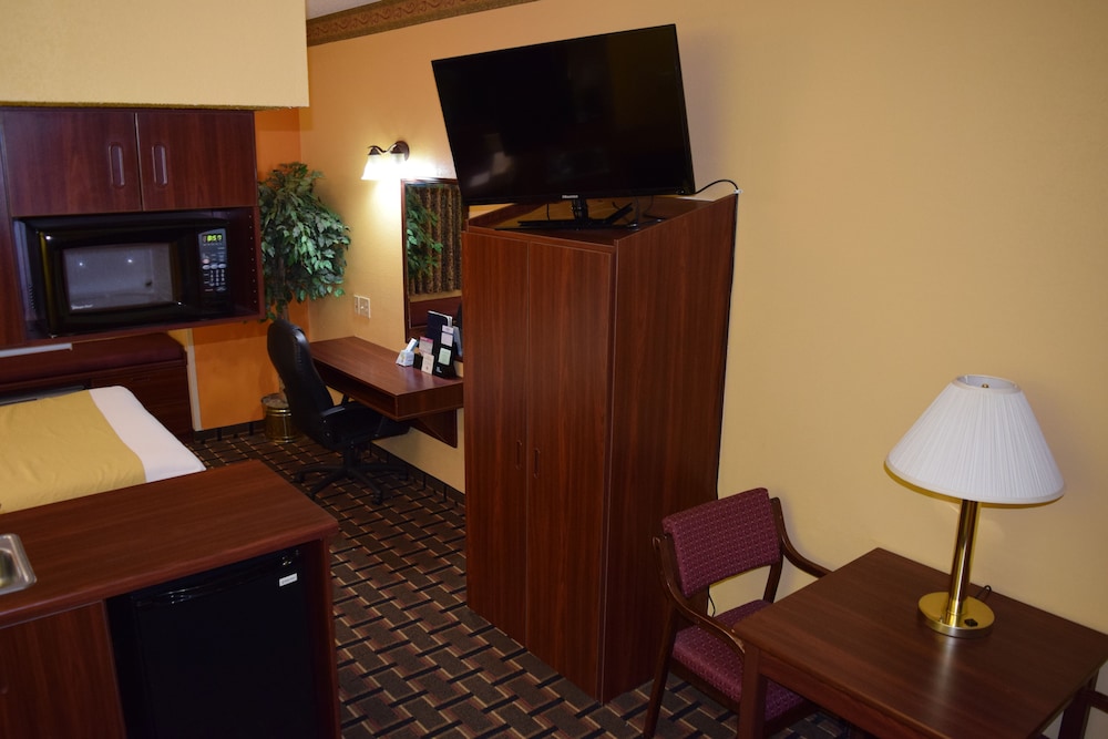 Microtel Inn & Suites by Wyndham Rock Hill/Charlotte Area 37/46