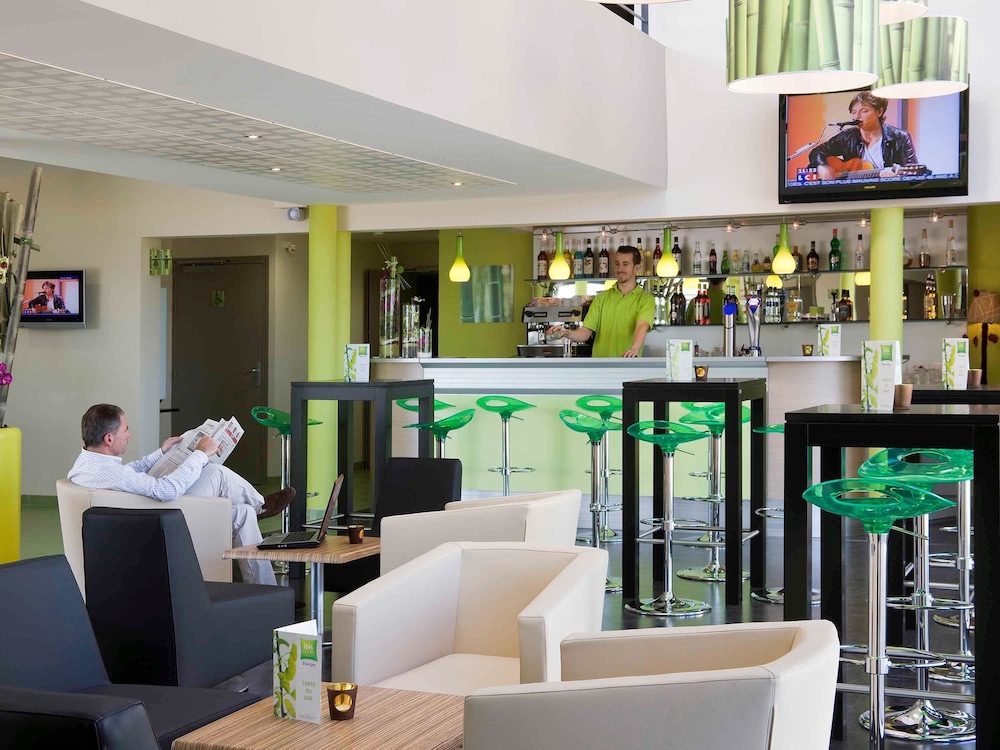 Ibis Styles Bourges 30/48