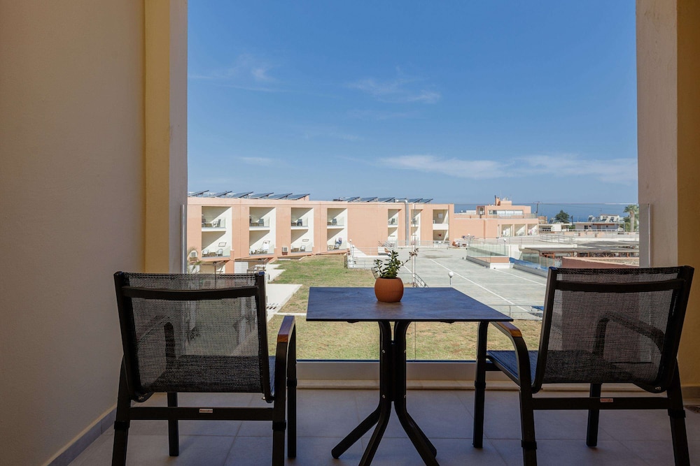 Rethymno Village 78/103