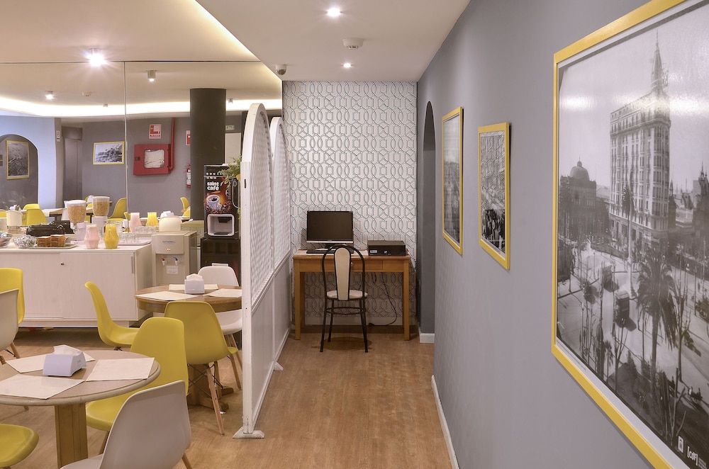 Hispano Hotel 59/63