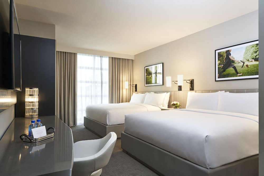 Guest Room, 2 King Beds, Accessible