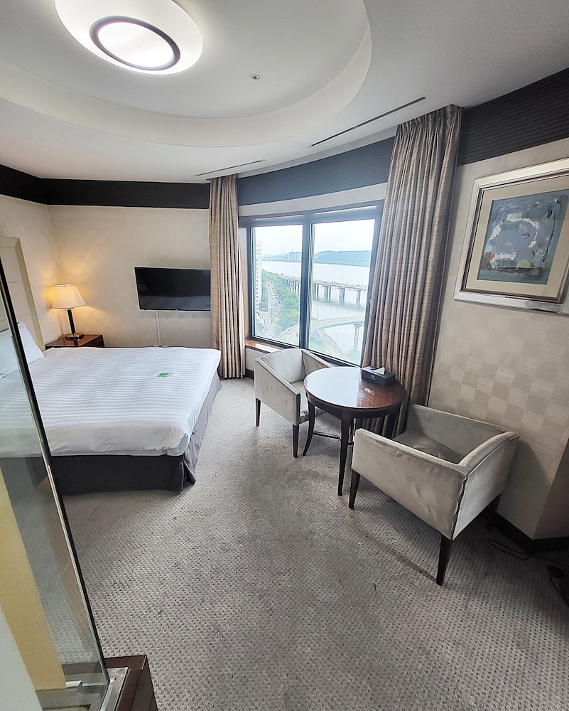 Niagara Hotel 19/48