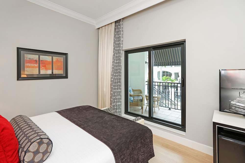 Inn On Fifth 23/86