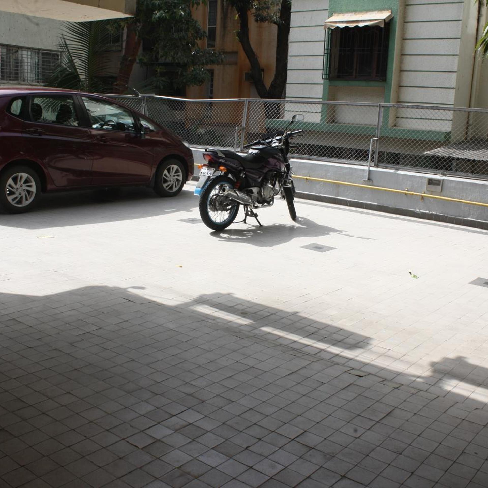 Oyo Premium Deccan Apte Road 48/55