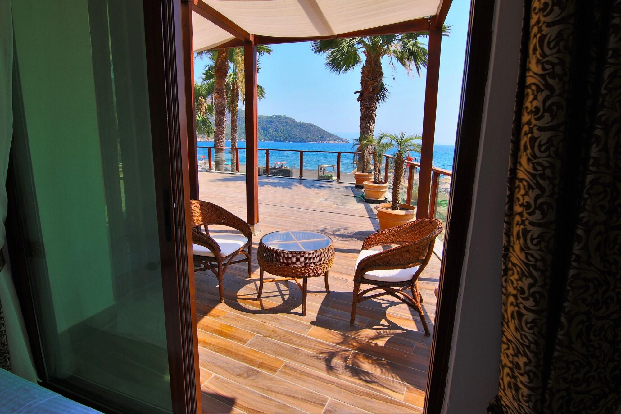 Ekincik Beach Hotel 4/20