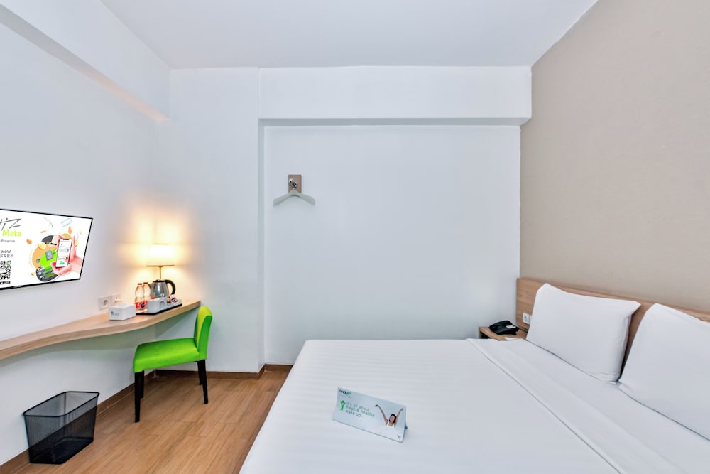 Standard, Single Bed, No Window