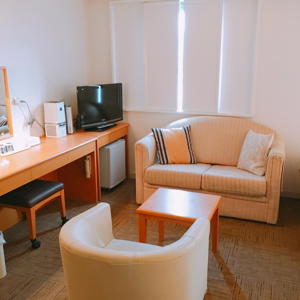 CENTRAL HOTEL IMARI 29/42