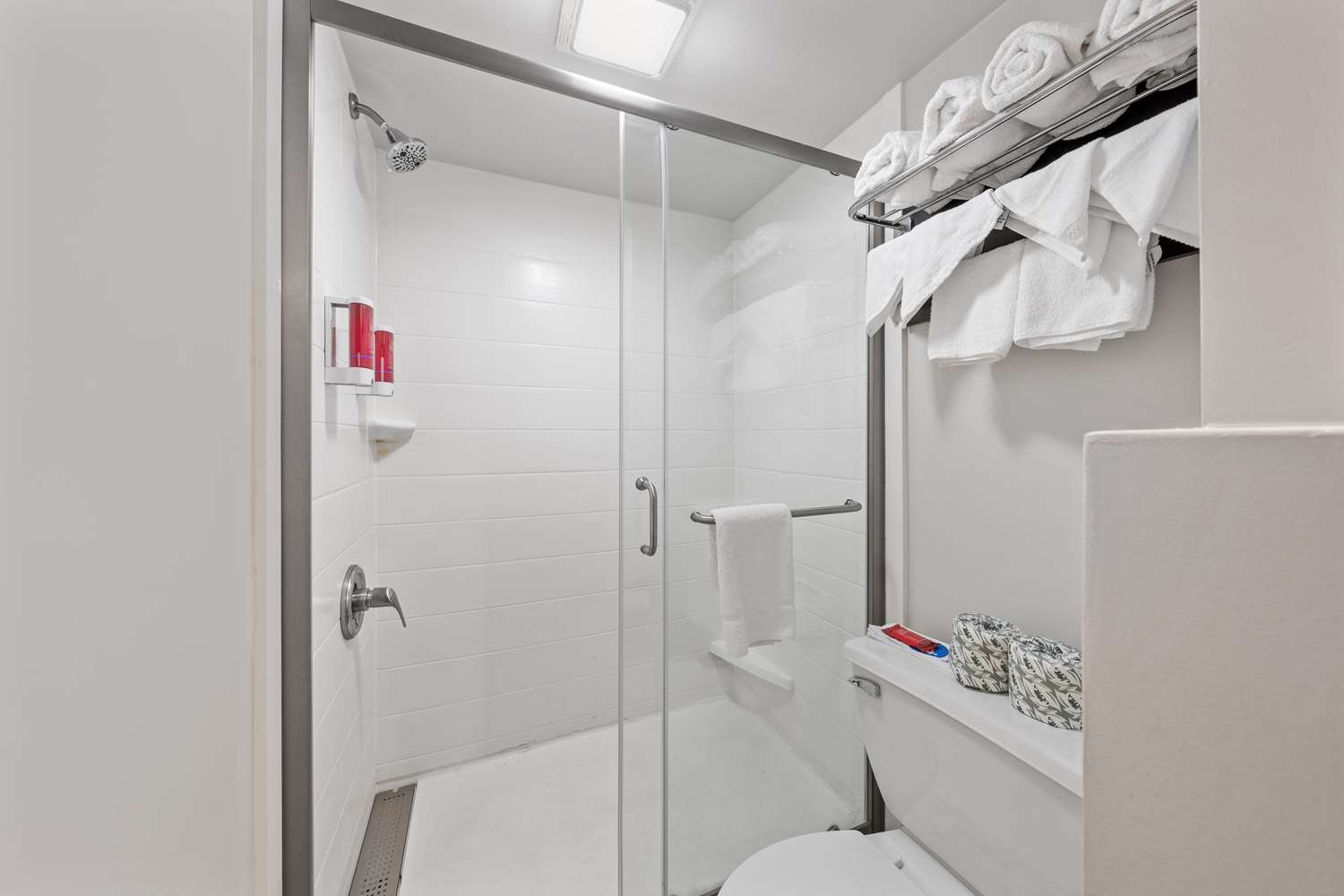 غرفة بسرير كينج، SureStay Hotel by Best Western Virginia Beach Royal Clipper 7/8