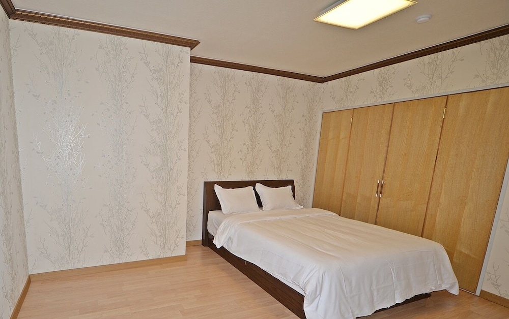 Vivace Resort 12/56