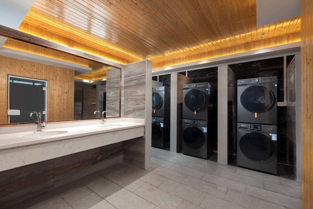 Hawthorn by Wyndham Foshan Gaoming 21/31