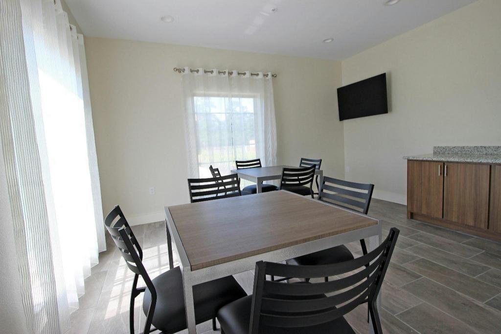 Room, King Bed, Accessible