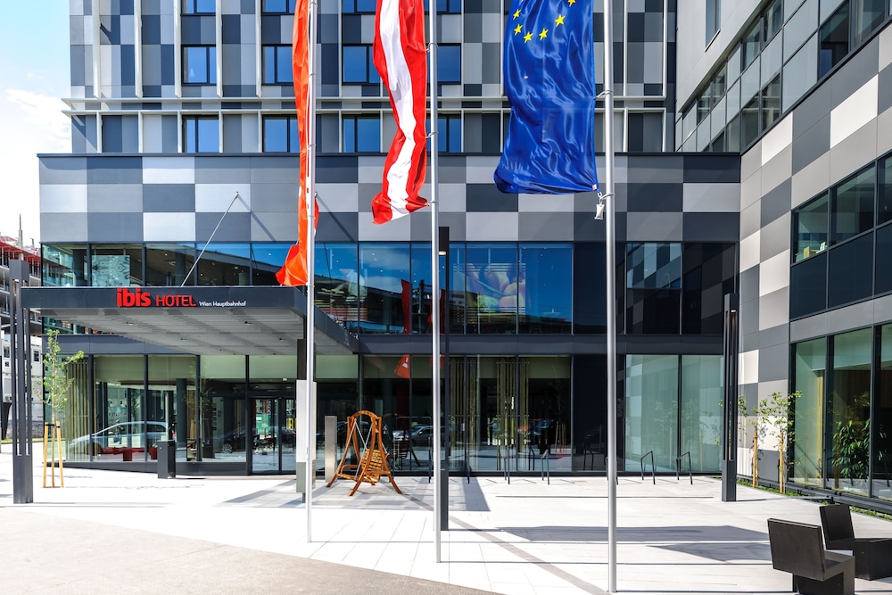 Ibis Wien Hauptbahnhof photo1
