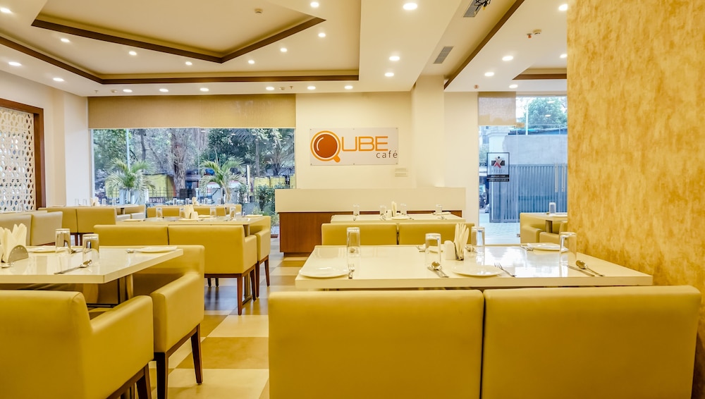 Siesta Navi Mumbai 33/41