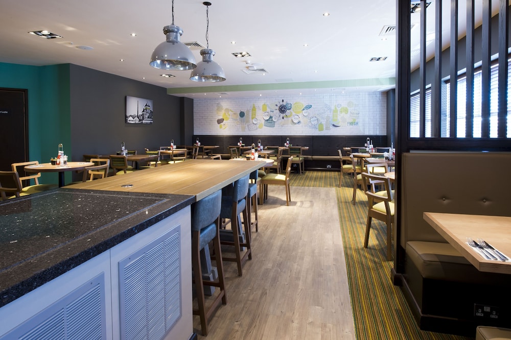 Premier Inn Lewes Town Centre 37/51