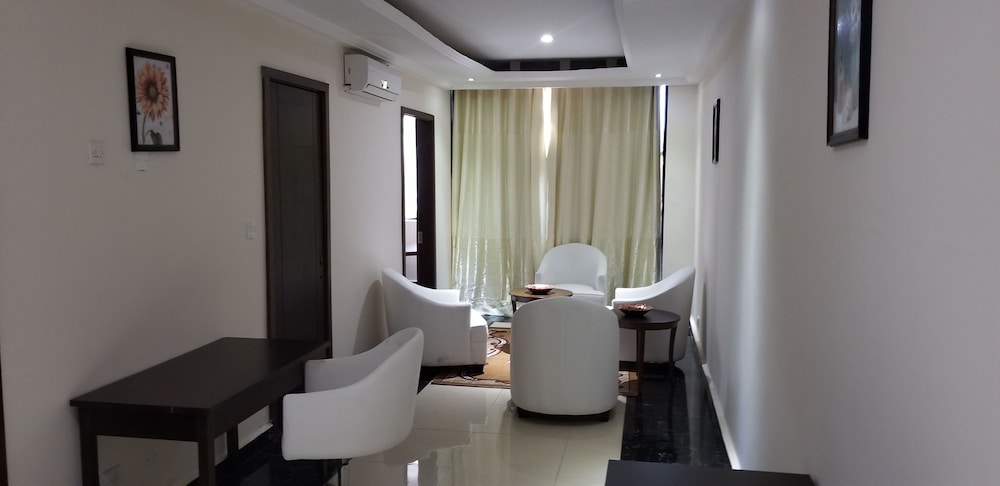 Metzy Residence Hotel 34/70