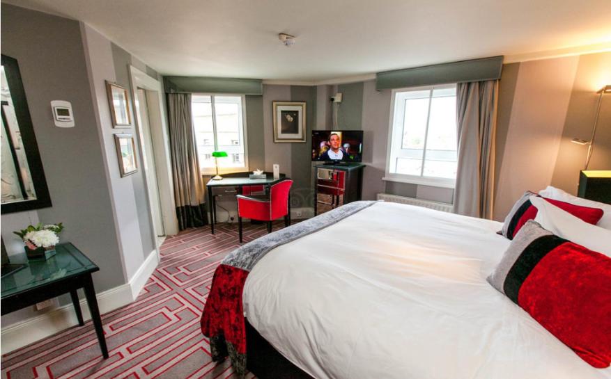 Room, Double Bed