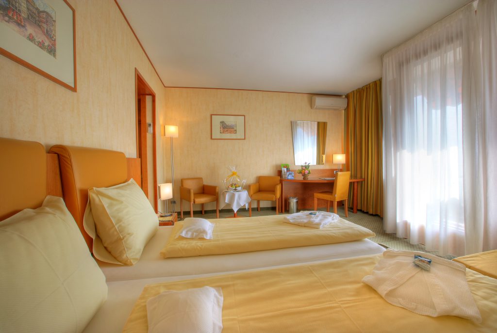 Panorama, Superior, Double Bed, Lake View