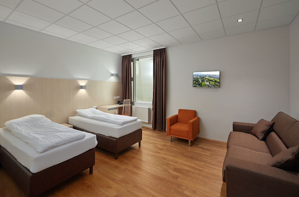 Hotel Klettur 44/80