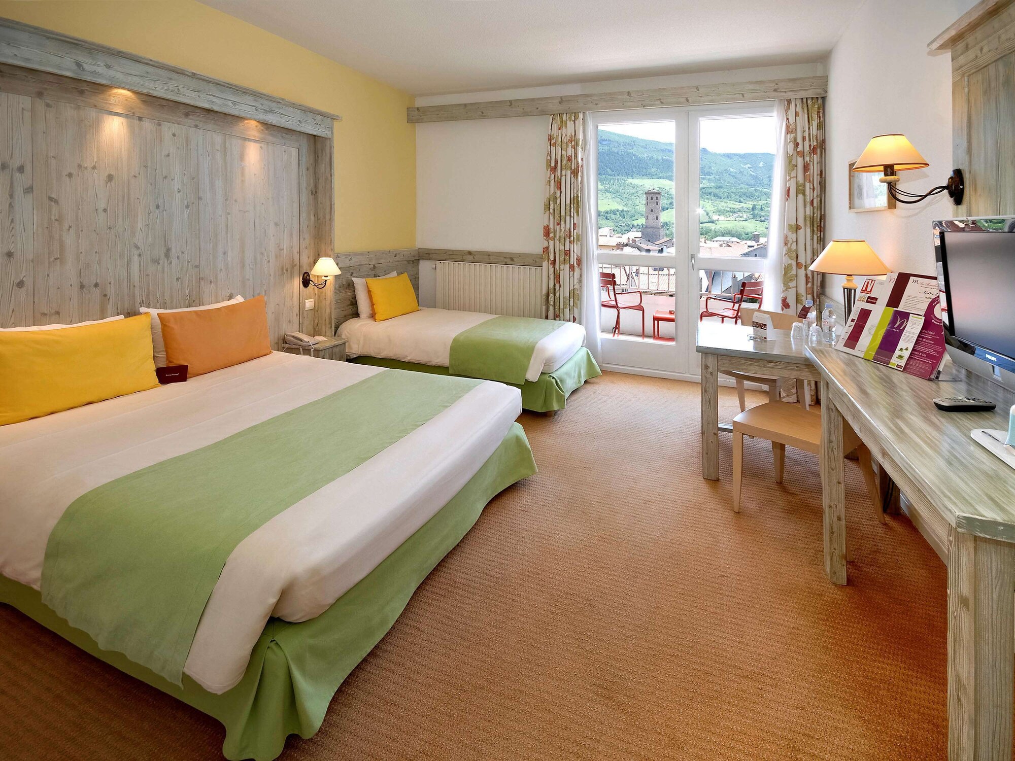 Classic, 1 Double and 1 Single Bed, Via Street View