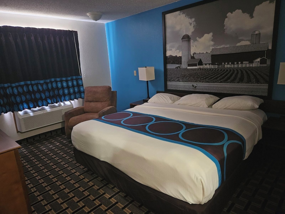 BUSINESS, KING BED