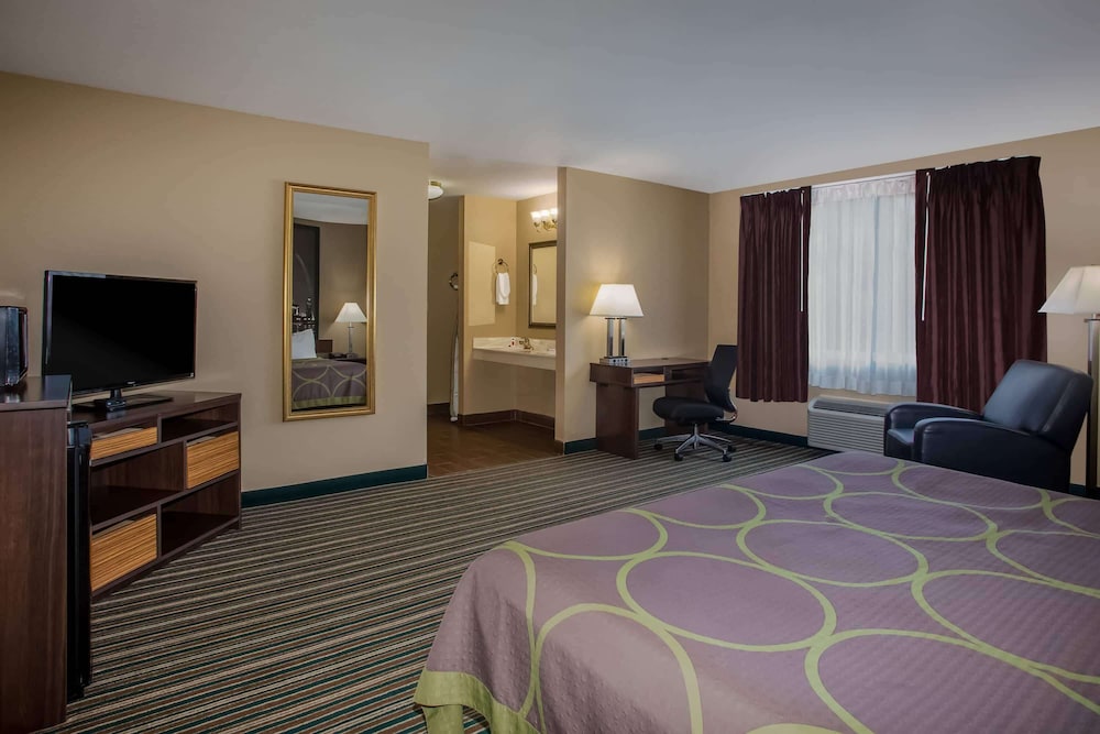 Super 8 By Wyndham Union 9/25