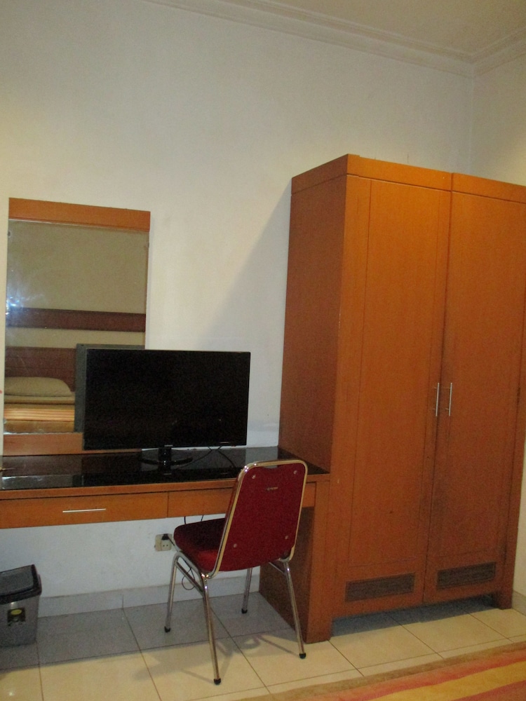 Hotel Caravan 47/49