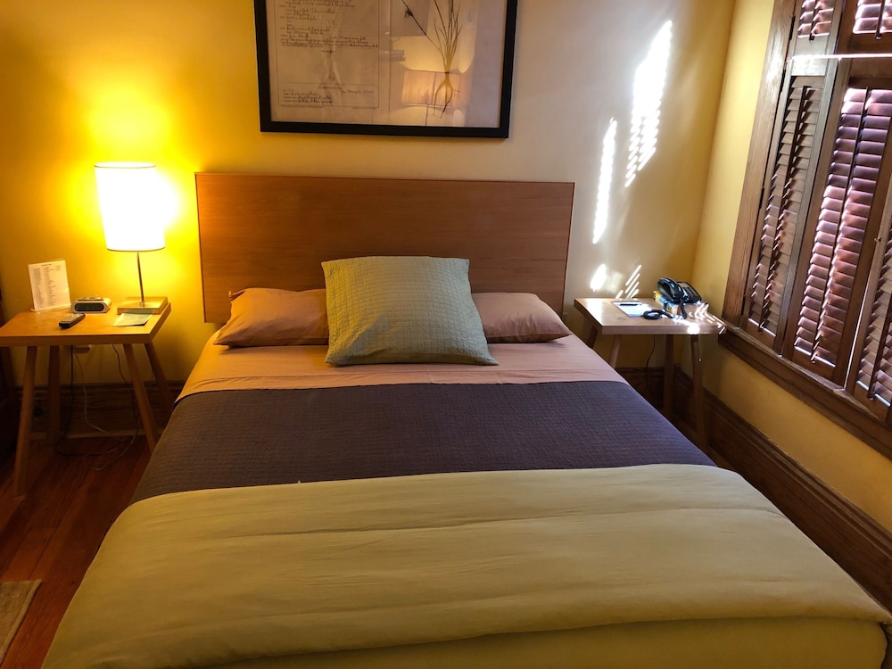 Hotel Frederick 19/50