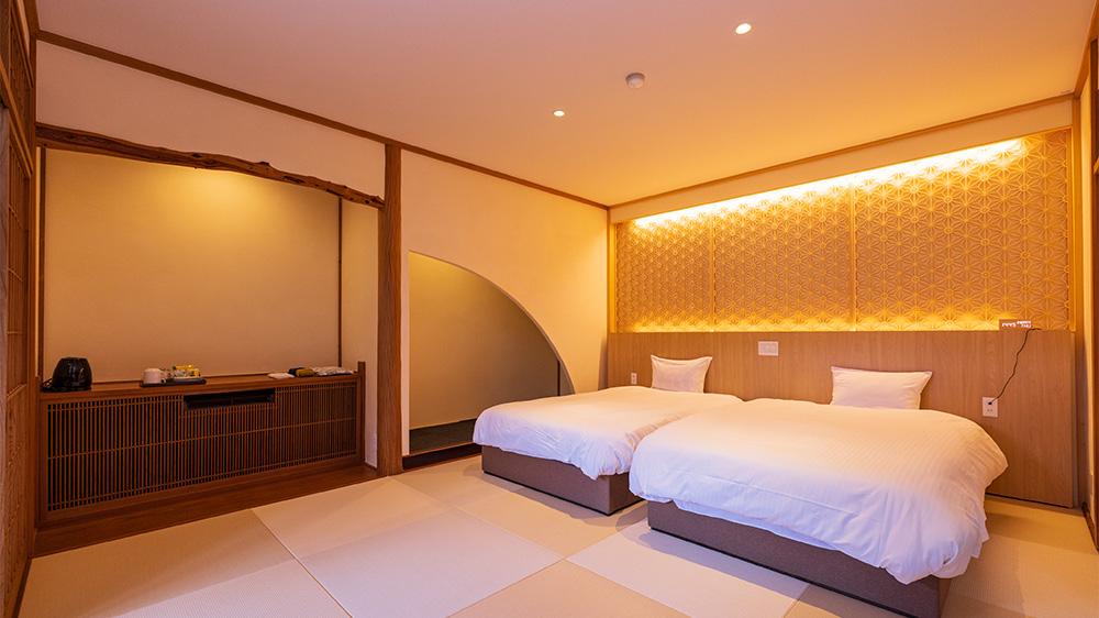 Tower, Deluxe, Suite, Twin Beds