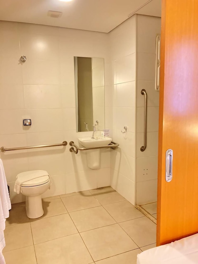 Stop Inn Antonio Carlos 37/38