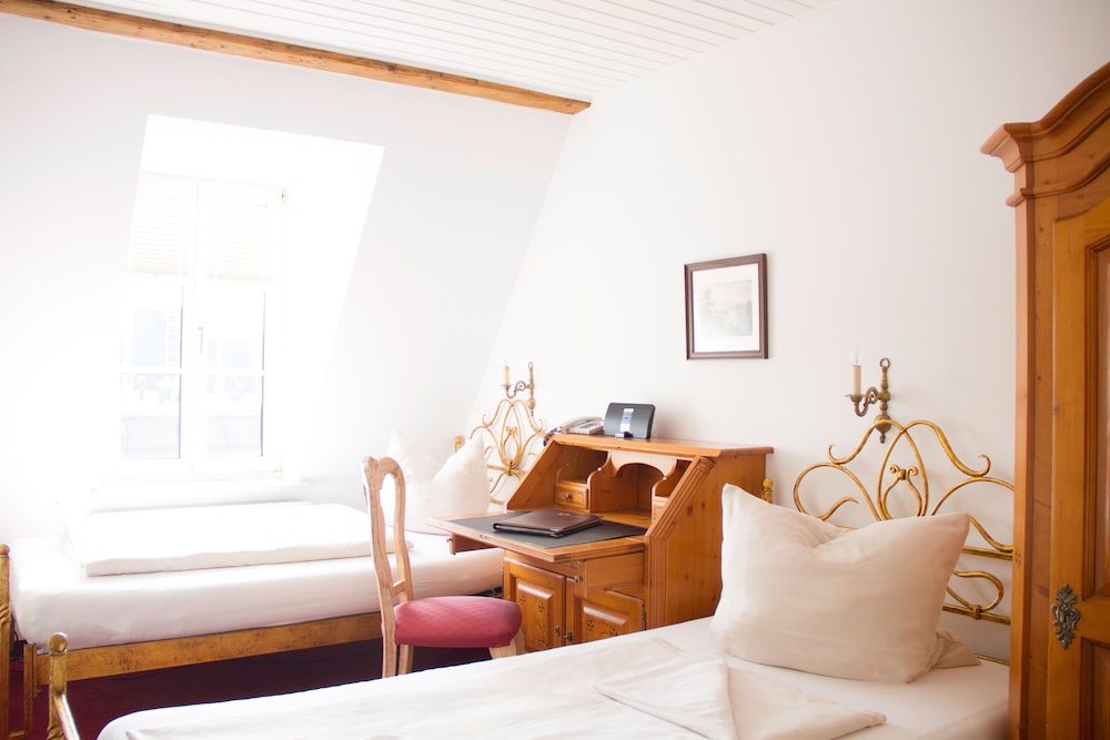 Hotel Laimer Hof Nymphenburg Palace Munich 51/60