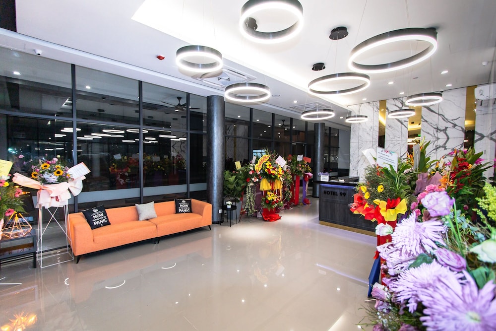 Hotel 99 Sepang KLIA 10/22