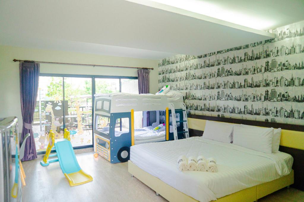 Family, Single Bed, Bunk Bed