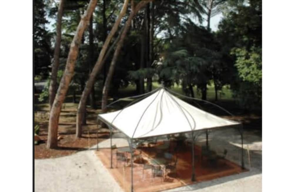Villa Raffaello Park Hotel 5/60