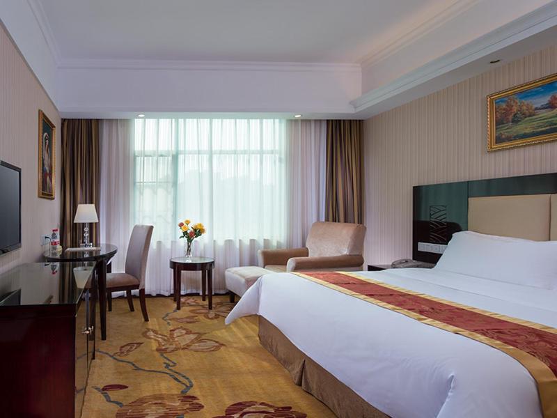 Vienna Hotels Shenzhen Baoan Liutang Store 18/33