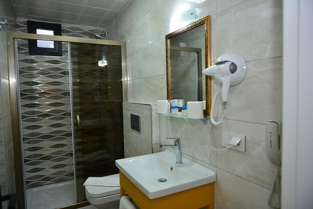 Alara Hotel 37/42