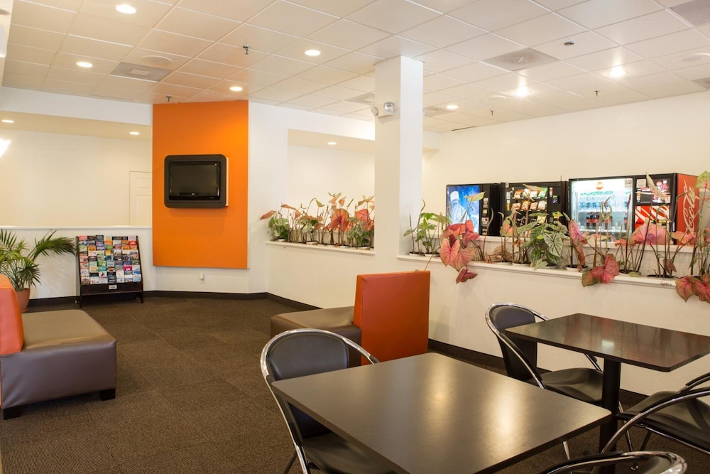 Motel6 Cutler Bay, FL - Miami 48/65
