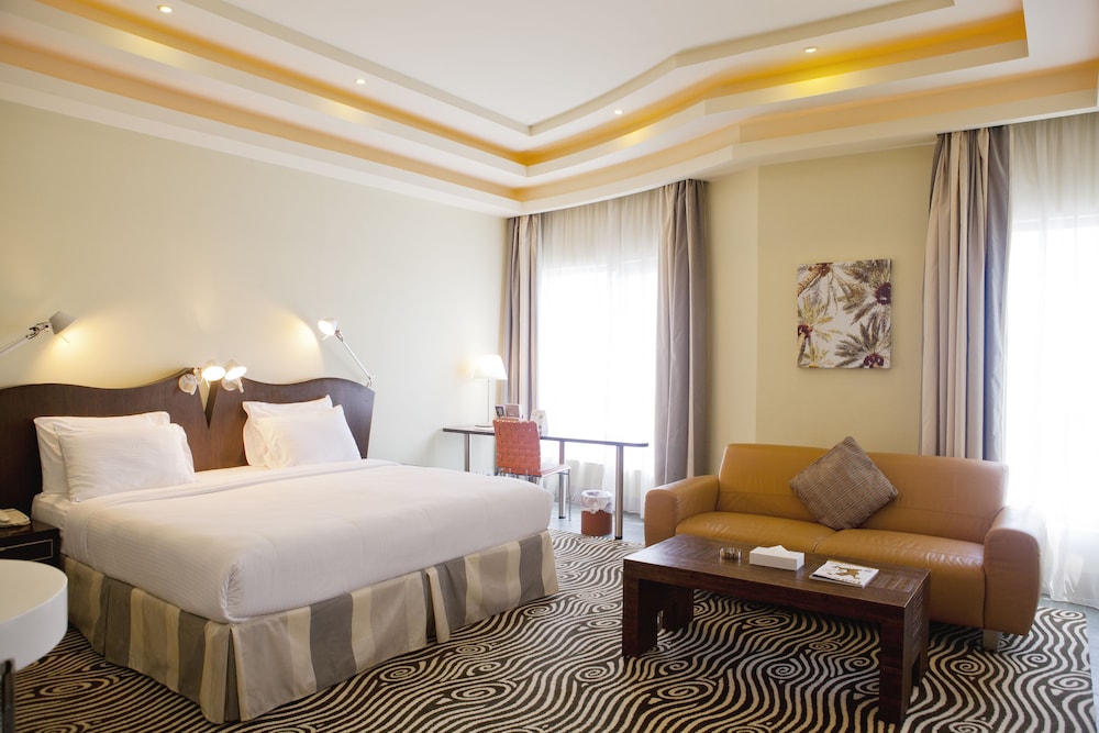 Al Raya Suites Hotel 7/26