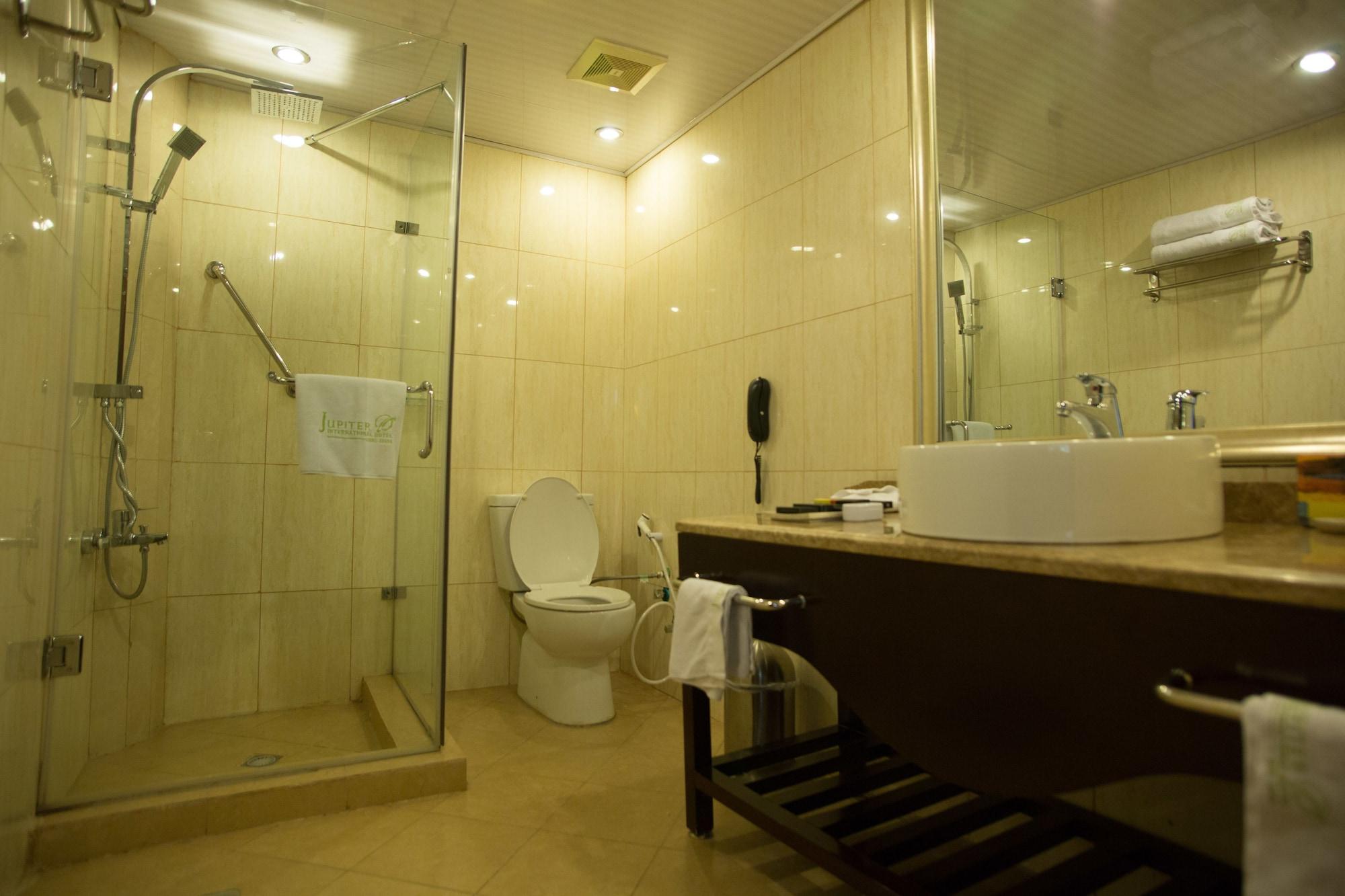 غرفة سوبيريور، Jupiter International Hotel Cazanchise 3/3