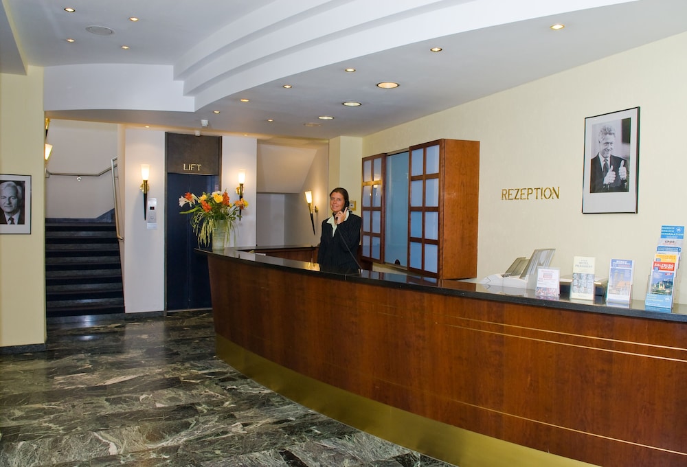 Hotel Prasident 5/41